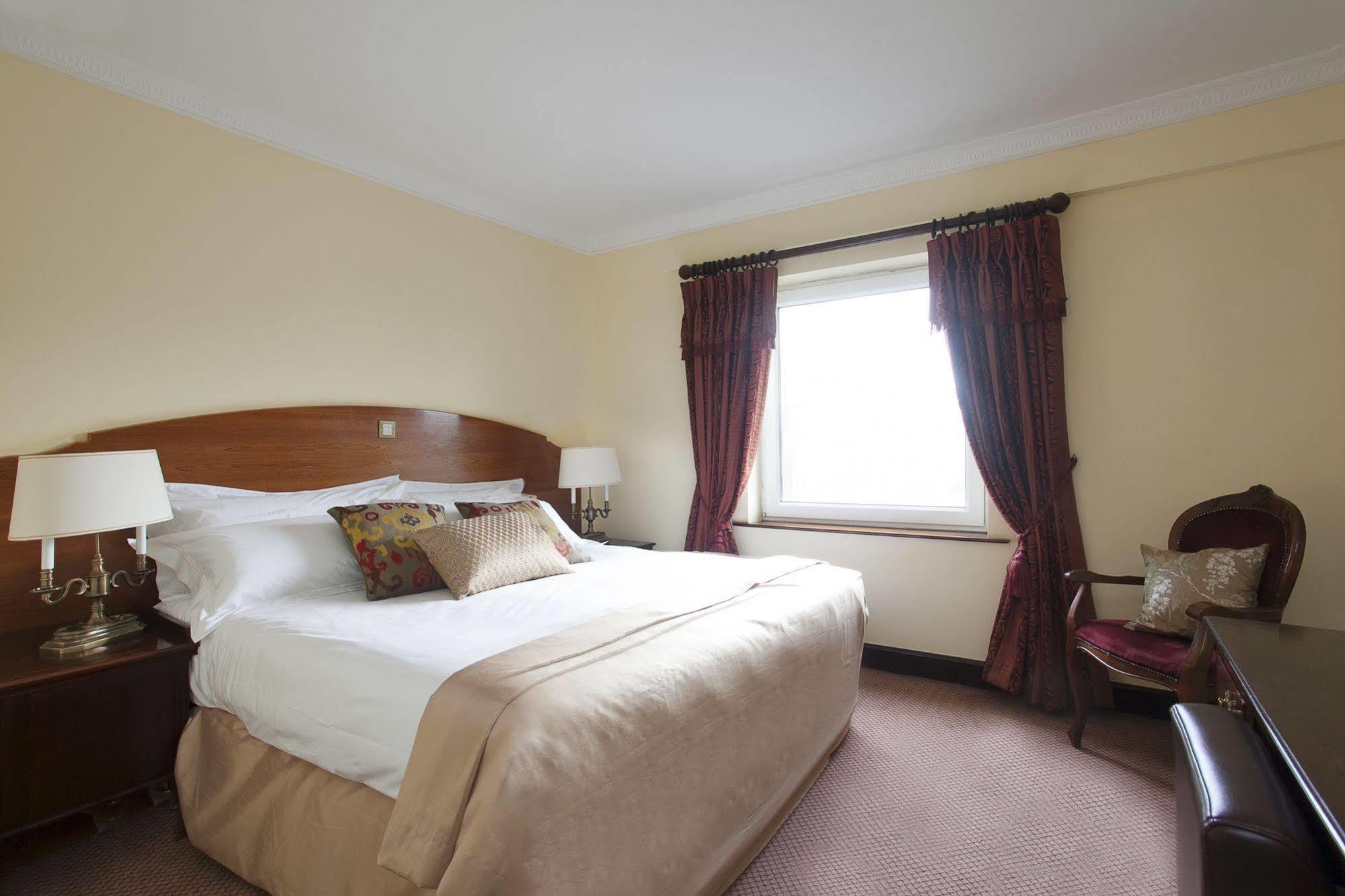 The Mont Hotel Dublin Bagian luar foto