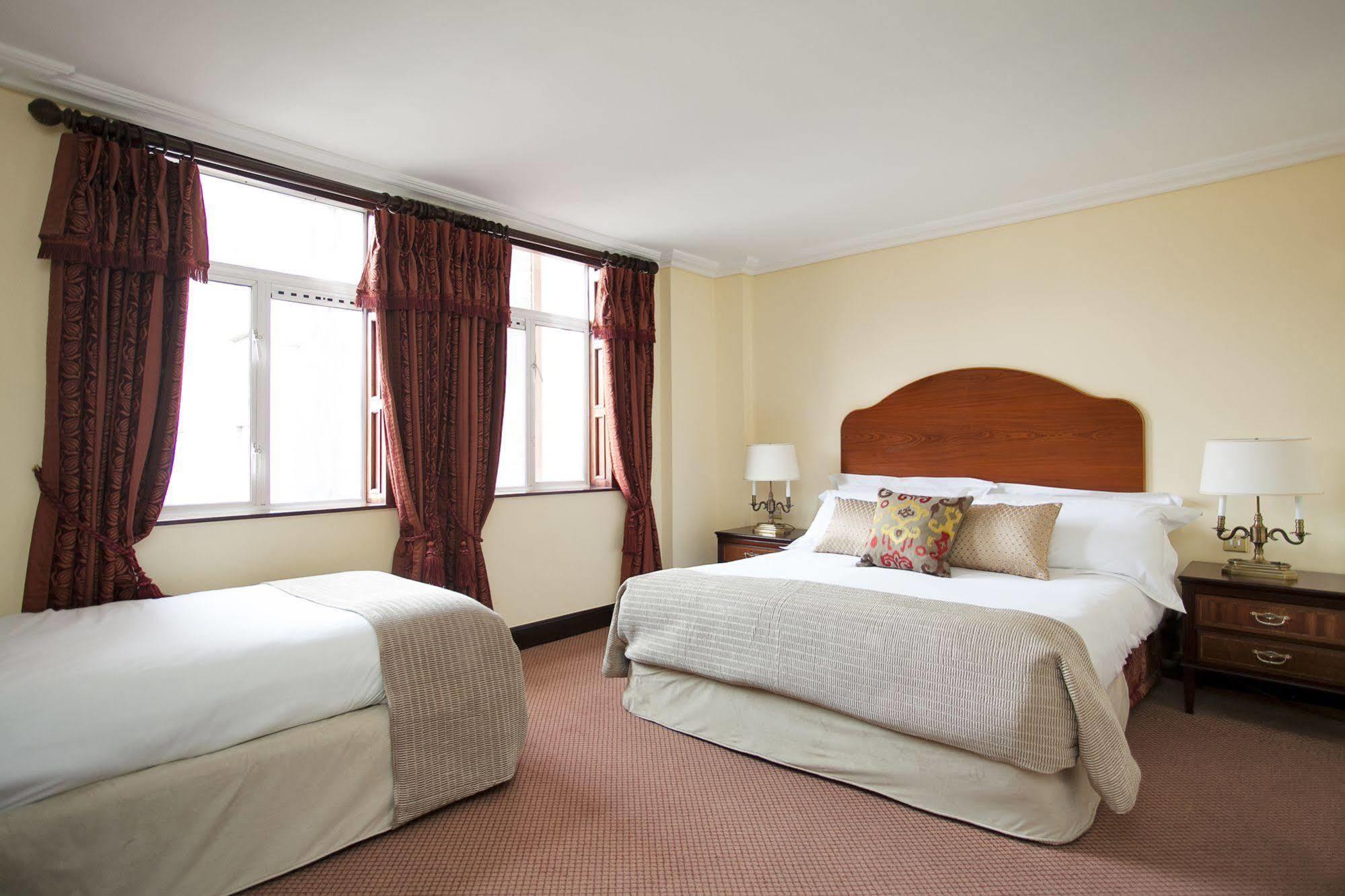 The Mont Hotel Dublin Bagian luar foto
