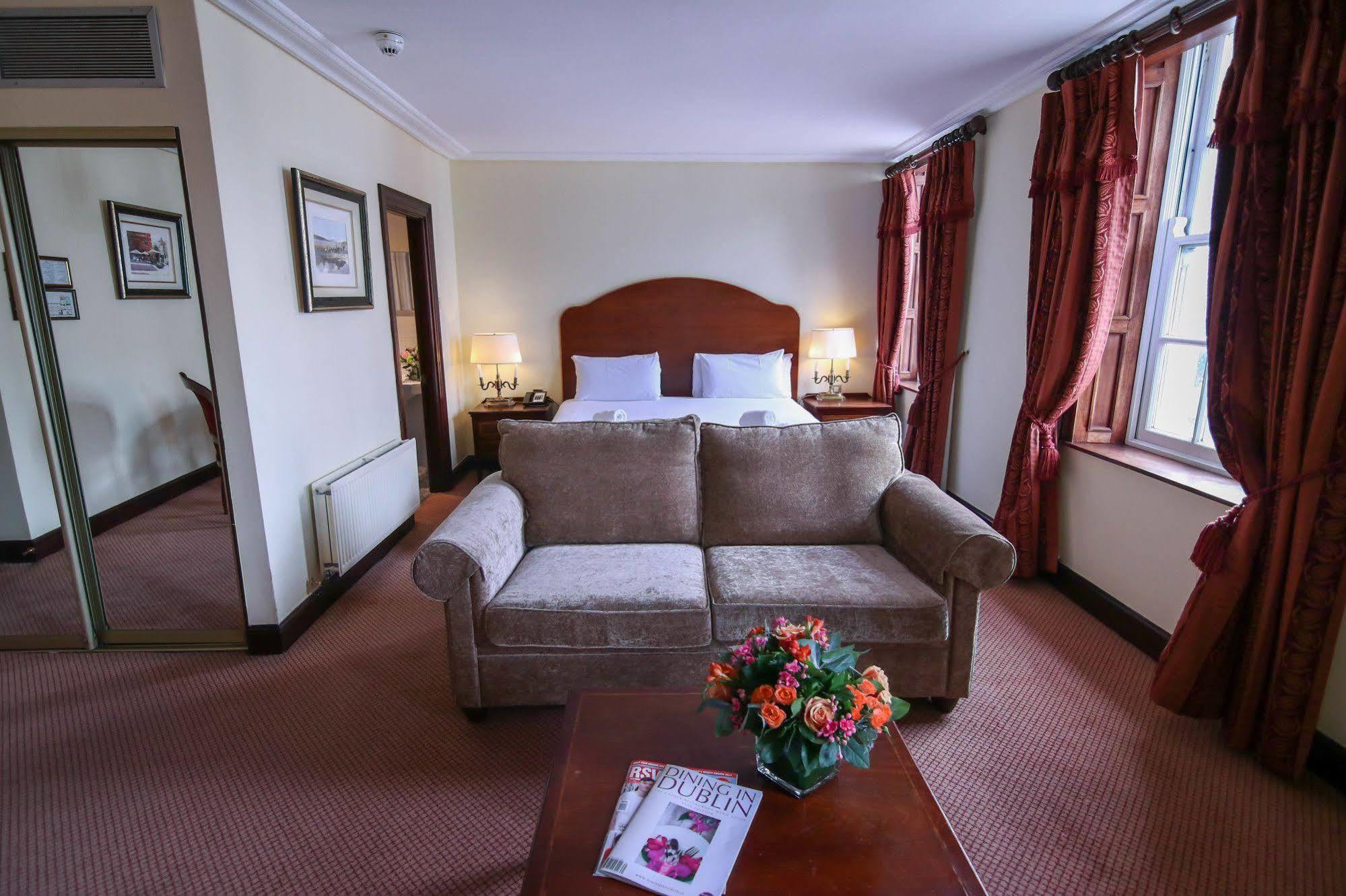 The Mont Hotel Dublin Bagian luar foto