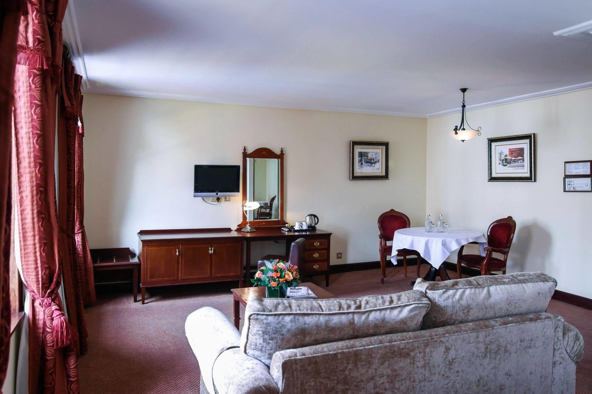 The Mont Hotel Dublin Bagian luar foto