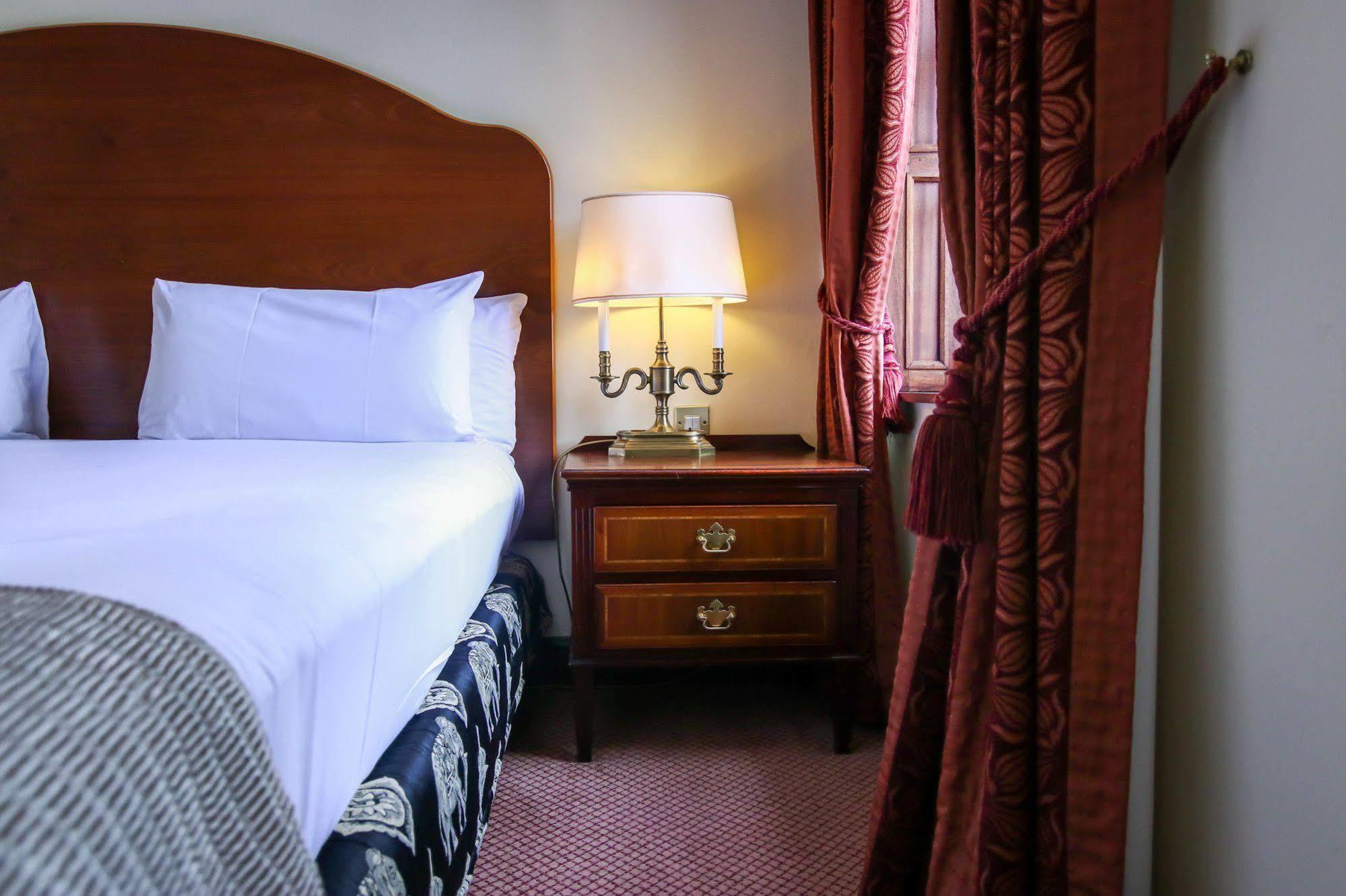 The Mont Hotel Dublin Bagian luar foto