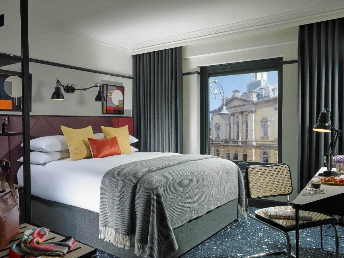 The Mont Hotel Dublin Bagian luar foto
